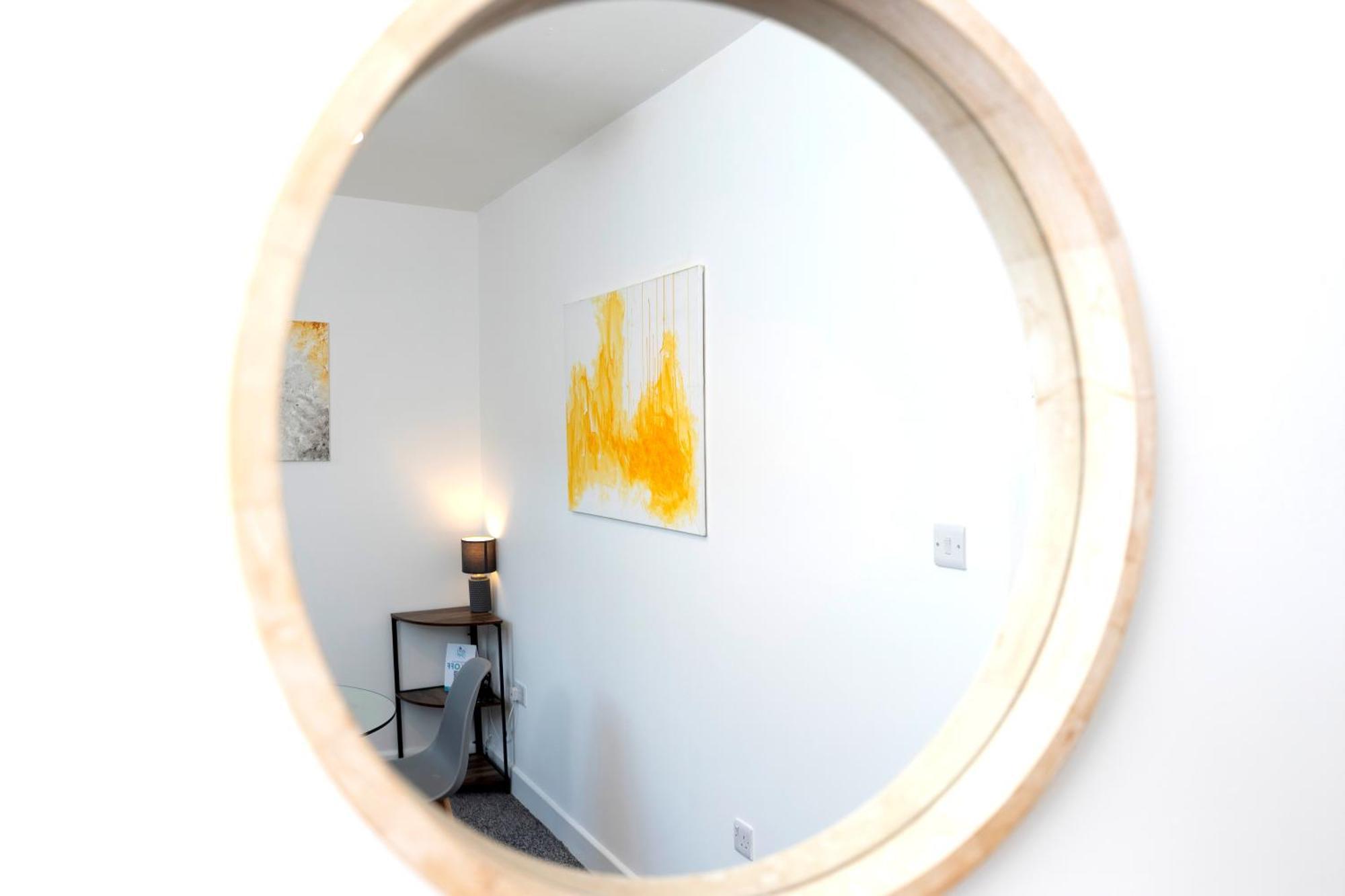 Quiet And Comfy House With 2 Bedrooms And 2 Bathrooms Super Fast Wifi And Crisp Hotel Standard White Linen Hosted By Our Home Short Stays Дарлингтон Экстерьер фото